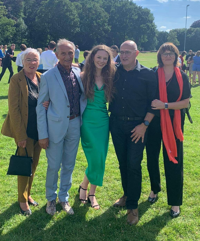 Maaike Goris photos family - Demoucelle Parkinson Charity